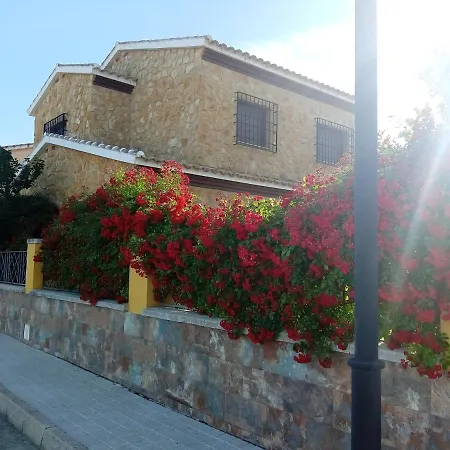 Nyaraló Sol De Membrillo Santo Tomé
